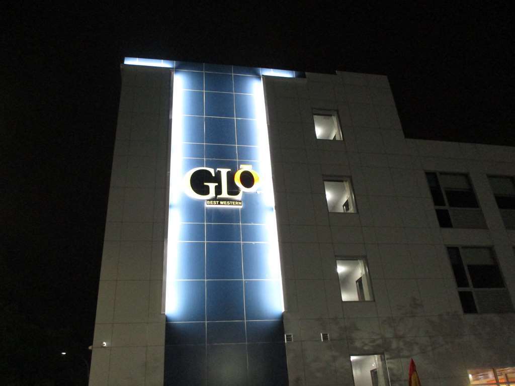 Glo Best Western Brooklyn Nyc New York City Exterior photo